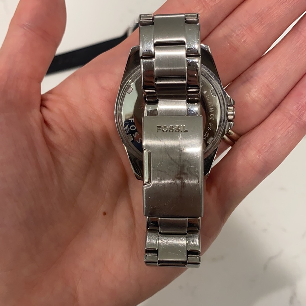 Fossil Watch - Picture 3 of 4